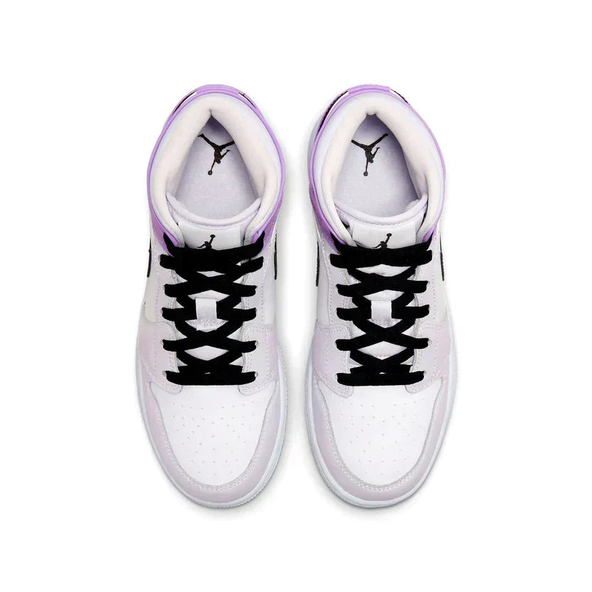 Air Jordan 1 Mid 'Barely Grape'