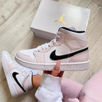 Air Jordan 1 Mid 'Barely Rose'
